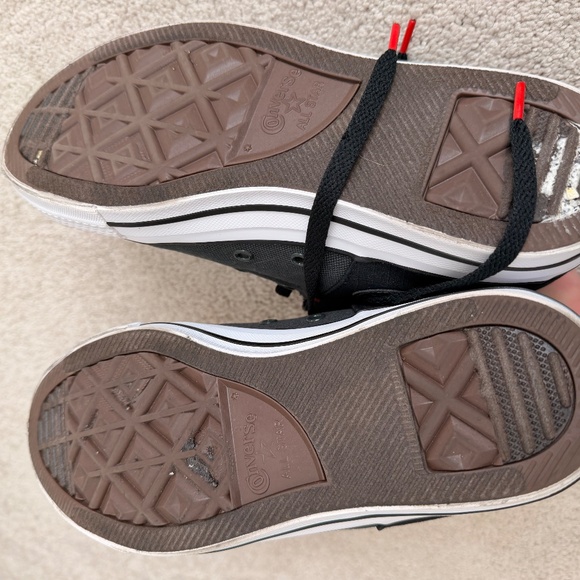 Converse shoes worn once - Picture 6 of 7